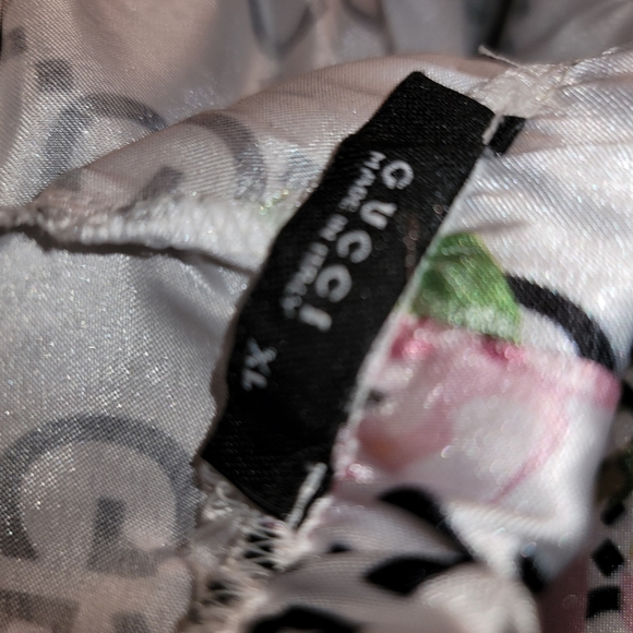 Stylish Satin Pajamas - Picture 3 of 4